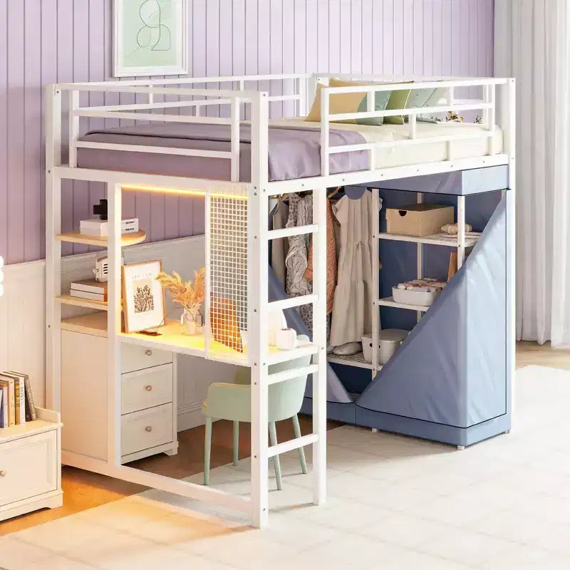 Letto a soppalco in metallo con scrivania, mensole, armadio, presa di corrente e LED