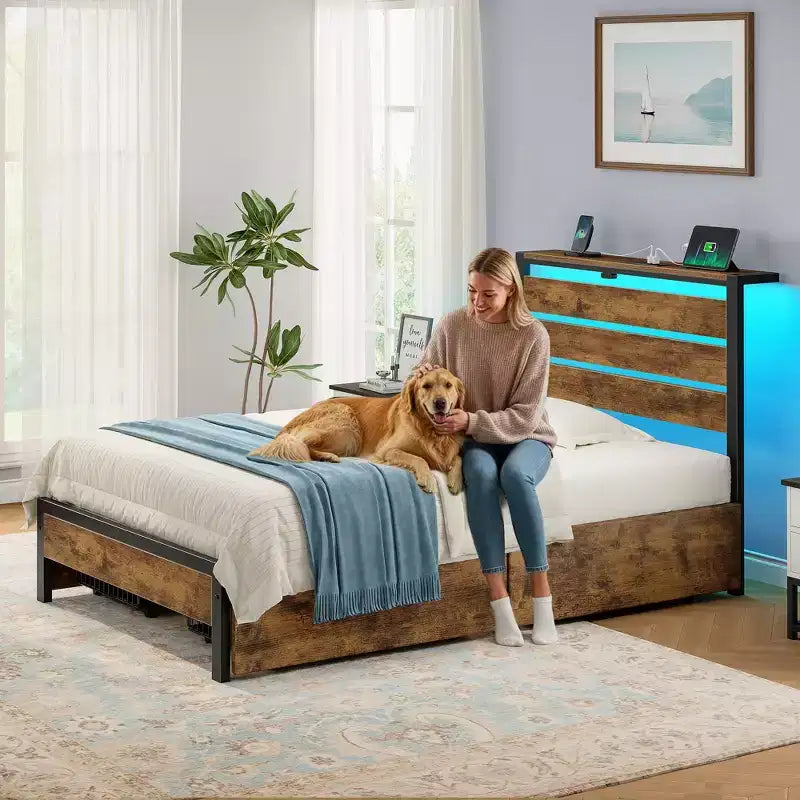 Telaio Letto Industriale in Metallo con Piattaforma e 4 Cassetti Contenitori, Luce LED e Stazione di Ricarica, Base Materasso, Resistente