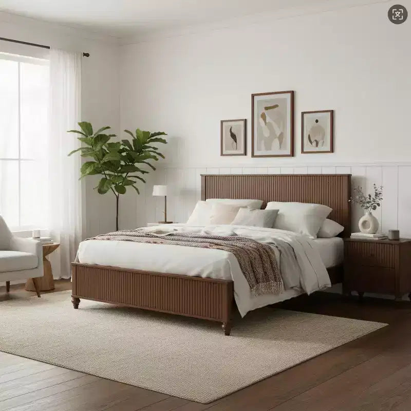 Struttura Letto a Piattaforma Queen/King Size con Testiera e Pediera, Pannelli Scanalati, Noce/Bianco