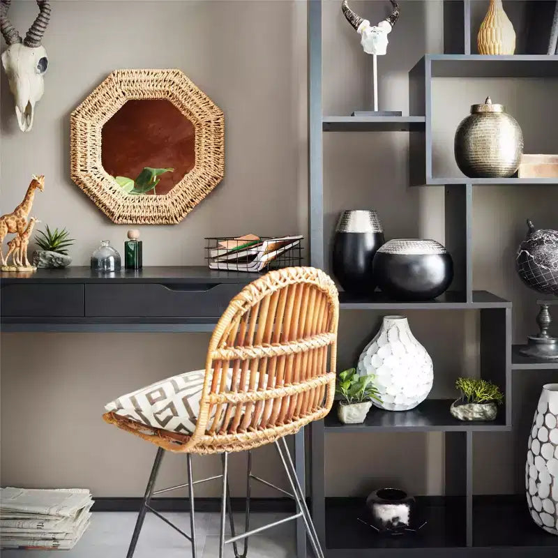 Libreria alta scandinava