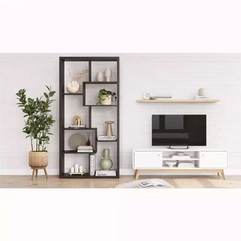 Libreria alta scandinava