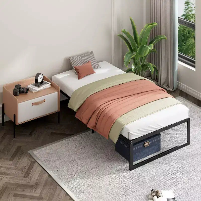14" Metal Platform Bed Frame, Black